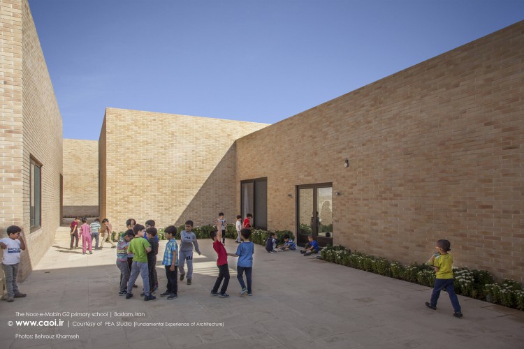 The Noor e Mobin G2 primary school in Bastam FEA Studio Iranian Architecture  9 