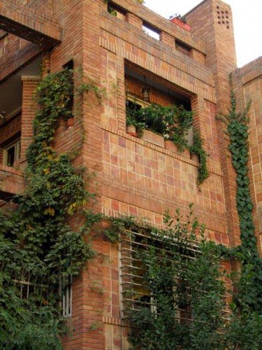 Qeytarieh Apartment House in Tehran by Massoud Afsarmanesh  1 