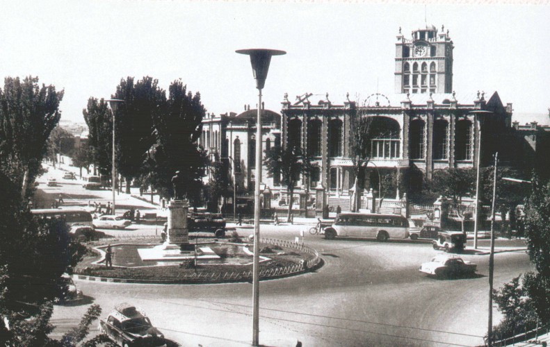 Tabriz Municipality Palace  4 