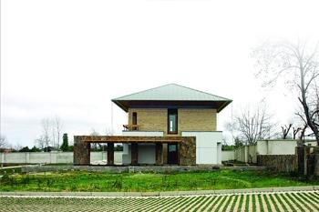 Maneli Villa by Mehdi Marzyari Architects