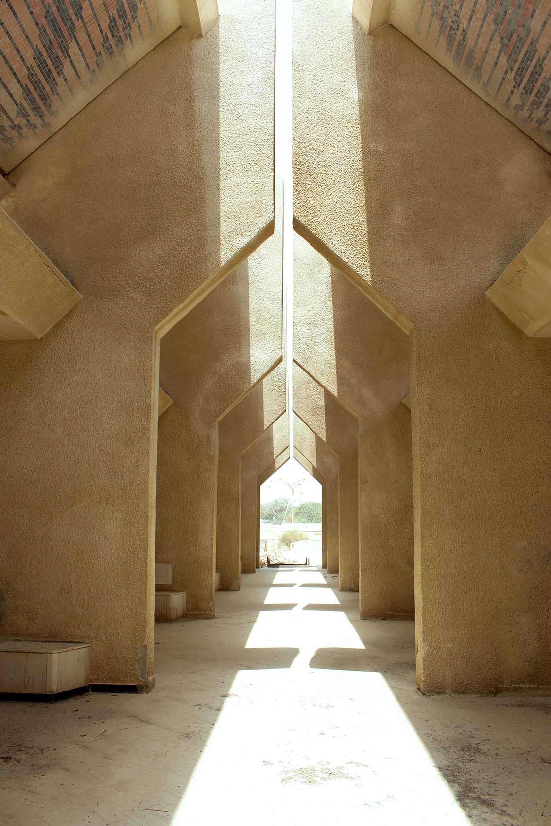 معماری کیش,معماری معاصر کیش,kishisland architecture,معماری کیش در دوران پهلوی,kish architecture pahlavi,روستای سفین جدید کیش ,طرح جامع مرکوری,بازار فرانسه