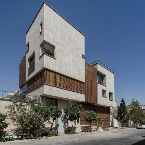 Square House in Isfahan Iran by Ameneh Bakhtiar Modern House Design  1 1