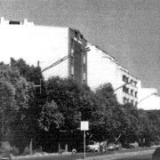 معماری معاصر اصفهان,معماری کارخانه های اصفهان,کارخانه ریسباف اصفهان,کارخانه بافناز اصفهان,کارخانه وطن اصفهان,کارخانه نور اصفهان,معماری صنعتی اصفهان,معماری پهلوی اصفهان,معماری قاجاریه اصفهان,کارخانه زاینده رود اصفهان,کارخانه پشمباف اصفهان,کارخانه دخانیات ا