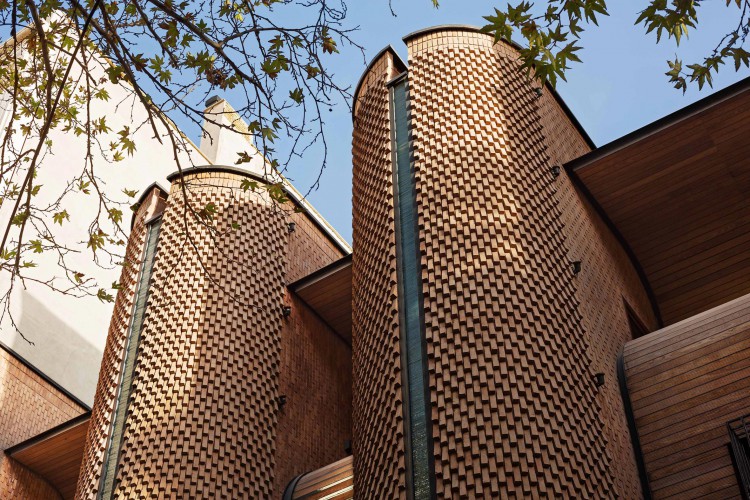 Pargar Kaveh Renovation 1
